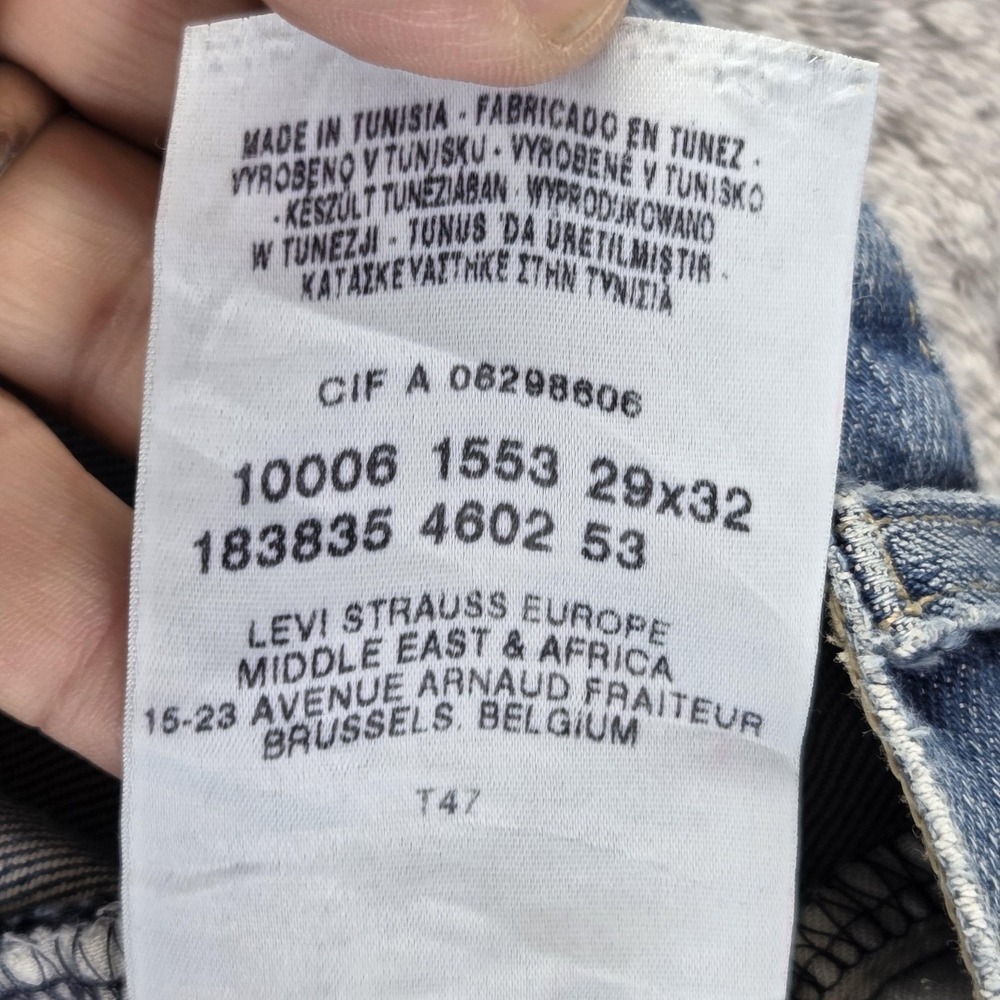 Vintage Levis Engineered Jeans Mens Blue Twisted Medium Wash Zip Fly Fits 26x30 - Picture 8 of 16
